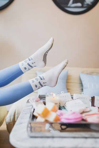 Mouv Grip Socks Signature Style